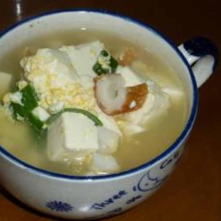 豆腐と竹輪の中華スープ